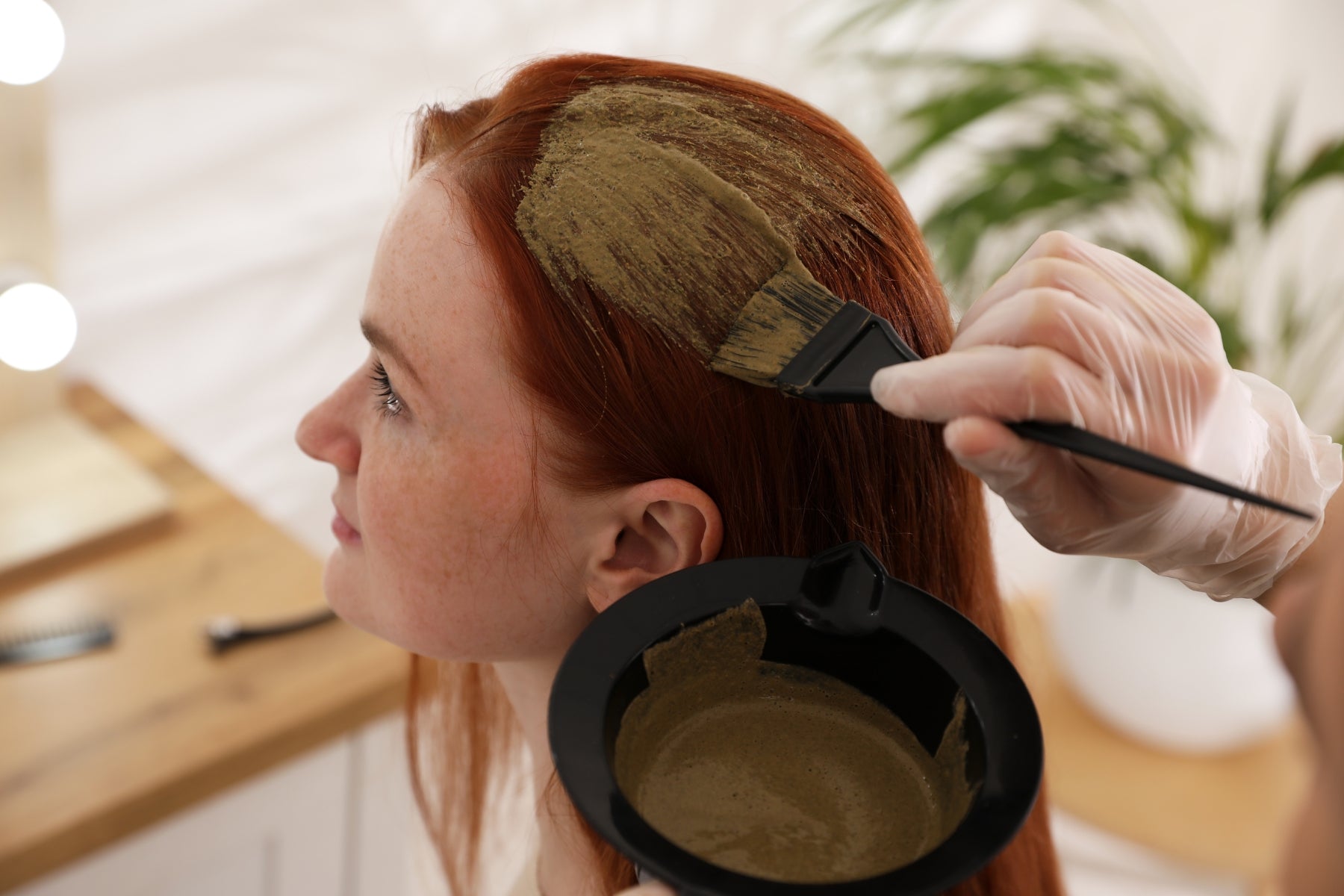 Cómo cuidar el cuero cabelludo y el cabello después de un tinte: Guía profesional