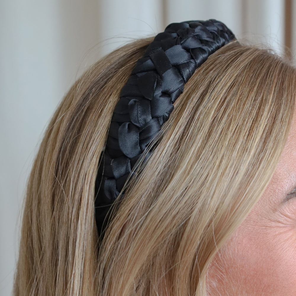 Black intertwined headband